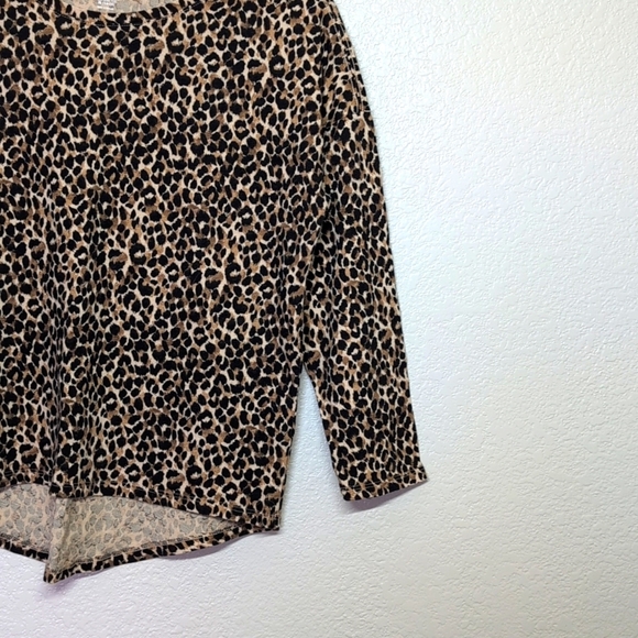 Old Navy Girls Leopard Print Mid Length Sleeve Tee in Black and Tan - Picture 5 of 9